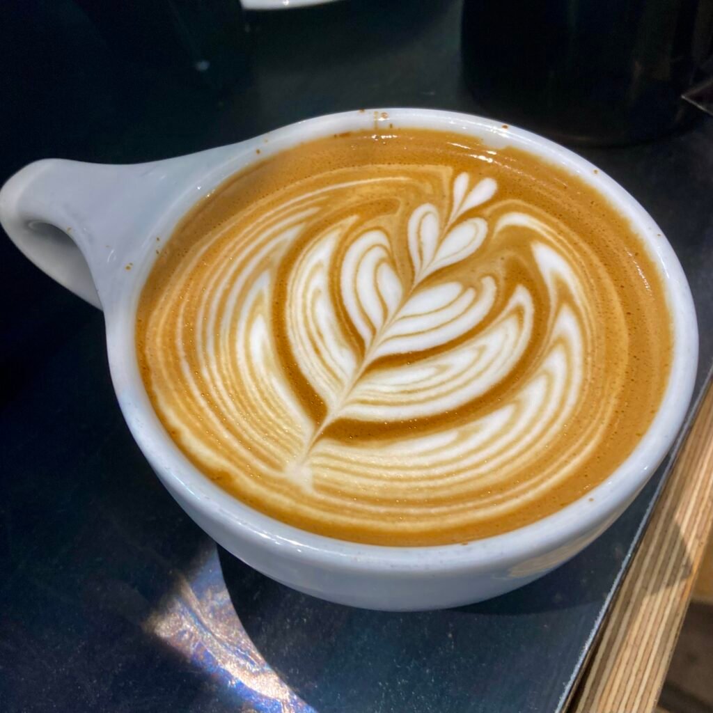 cómo hacer dibujos en el café